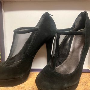 Bakers Black Pumps